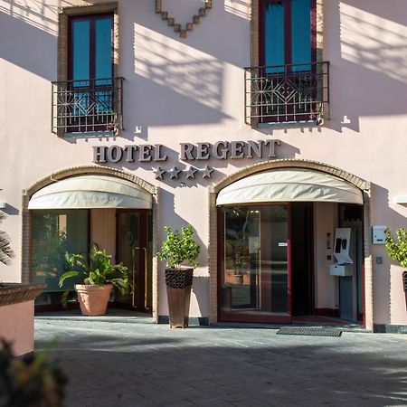 Hotel Regent San Benedetto del Tronto Buitenkant foto