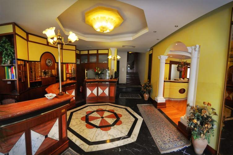 Hotel Regent San Benedetto del Tronto Buitenkant foto
