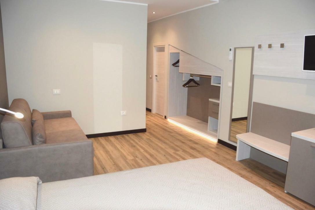 Hotel Regent San Benedetto del Tronto Buitenkant foto