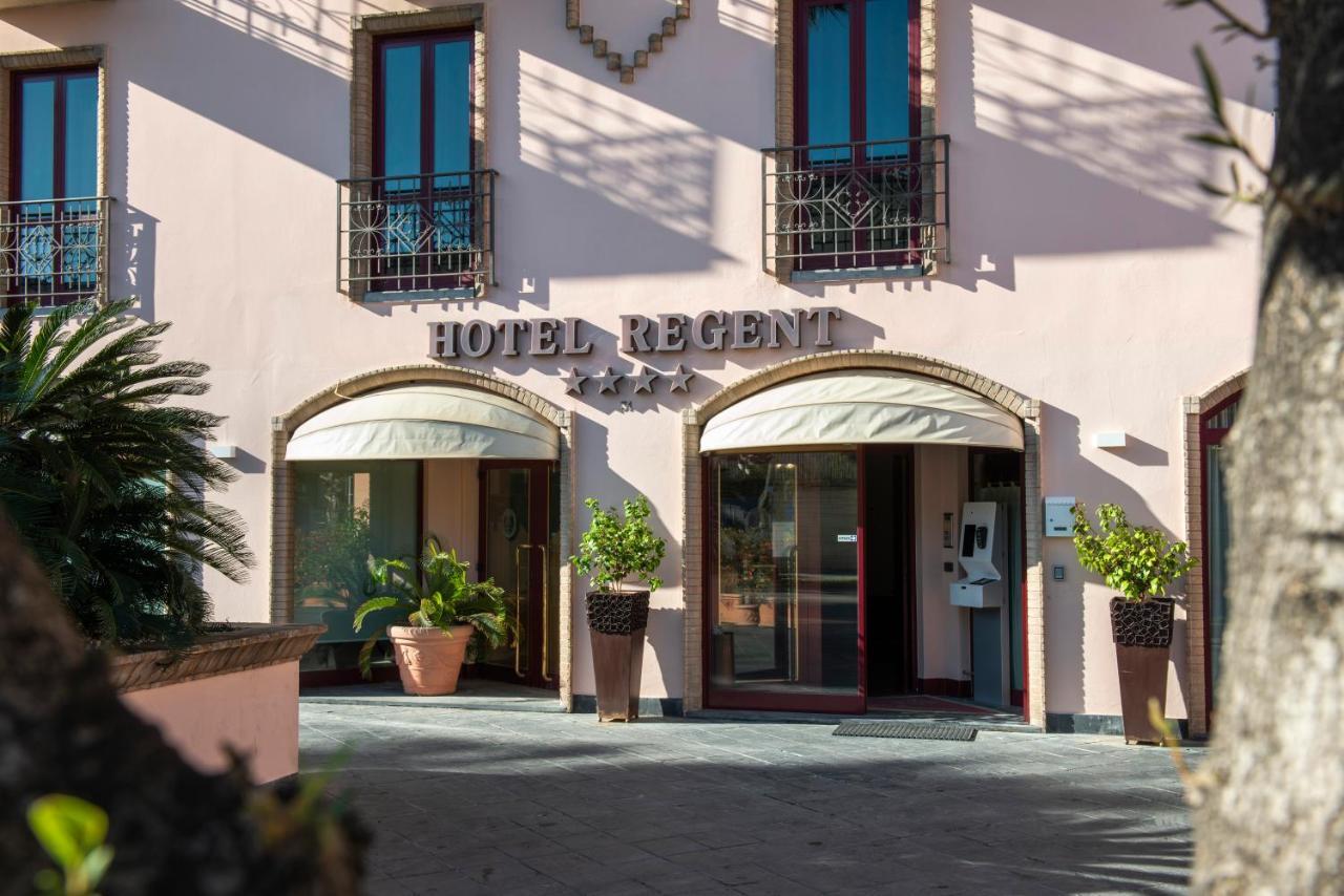 Hotel Regent San Benedetto del Tronto Buitenkant foto